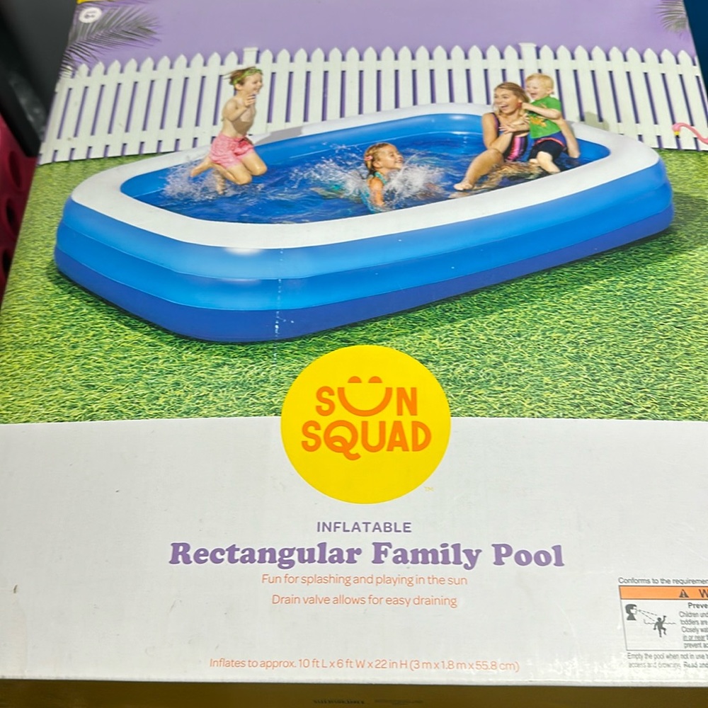 I’m selling a 10 foot inflatable pool for $40